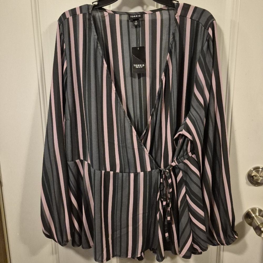 Torrid Black and Pink Striped Wrap Top Size 3